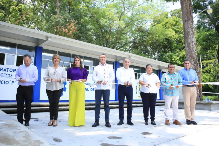 Junto al presidente AMLO estamos sacando adelante la educación de Chiapas: Rutilio Escandón