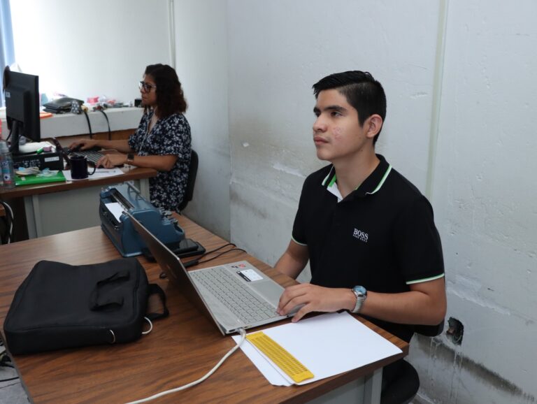 Impulsa Poder Judicial proyecto de traducción de la Constitución mexicana en braille