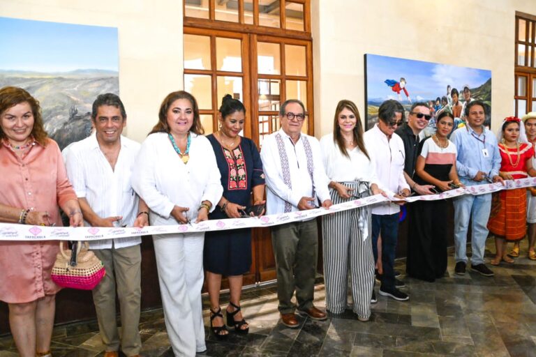 ROSY URBINA INAUGURA EXPOSICIÓN INFANCIA INTERRUPTUS, EN EL MUSEO DE TAPACHULA