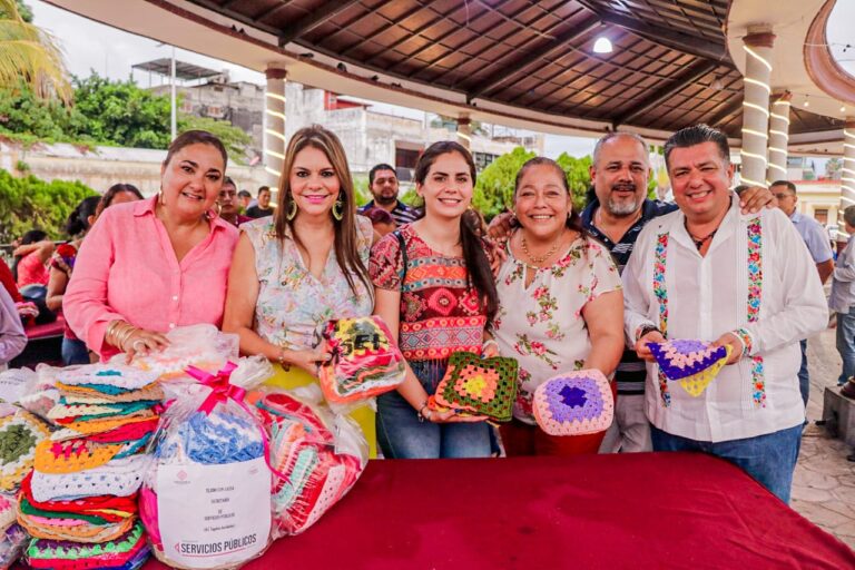 AGRADECE ROSY URBINA PARTICIPACIÓN Y SOLIDARIDAD EN LOS VIERNES DE TEJIDO CON CAUSA