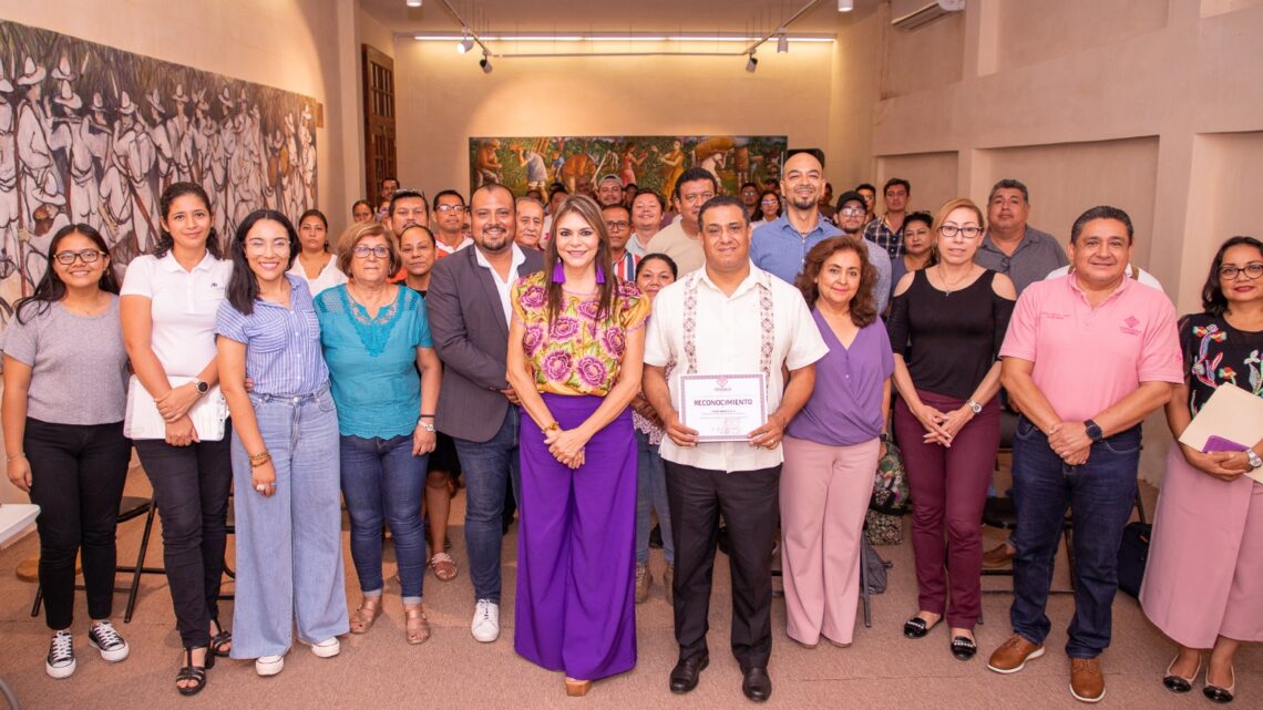 ROSY URBINA PONE EN MARCHA CURSO DE CAPACITACIÓN PARA EMPLEADOS MUNICIPALES.