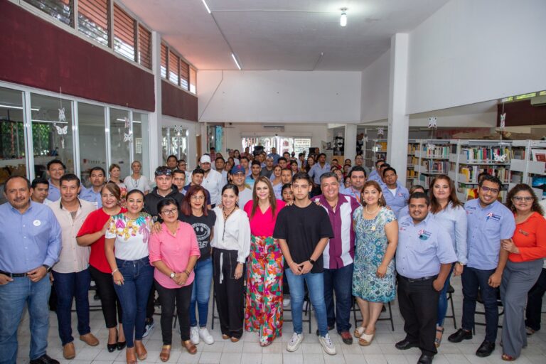 “SOMOS ALIADOS DE LOS EMPRESARIOS PARA CONSOLIDAR EL PROGRESO DE TAPACHULA”: ROSY URBINA.