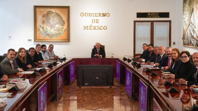 Presidente se reúne con secretarias de Relaciones Exteriores y Seguridad