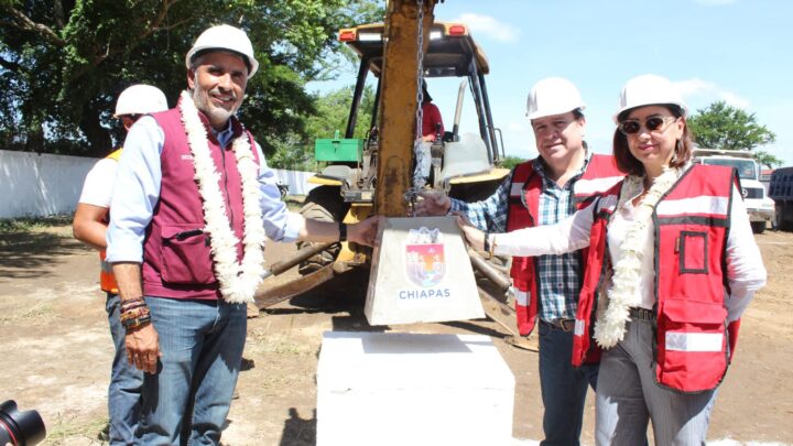 Mariano Rosales y Ángel Torres anuncian construcción del Centro Cultural Villaflores