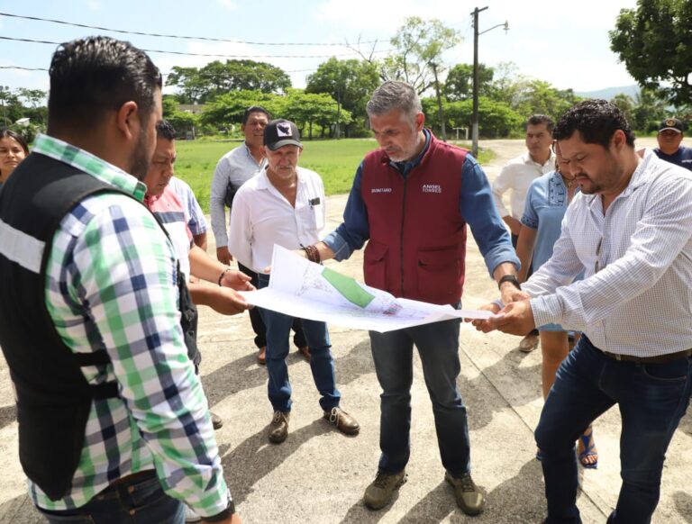 Informa Ángel Torres que la unidad deportiva de Pichucalco será rehabilitada