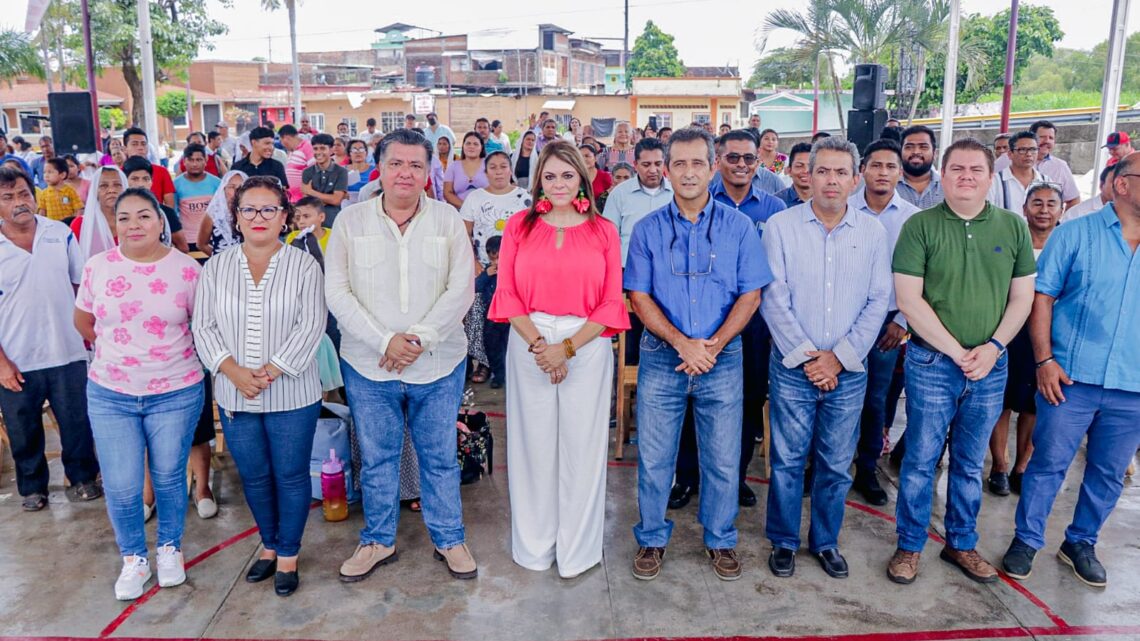 “TRABAJANDO EN UNIDAD SE AVANZA CON LA CUARTA TRANSFORMACIÓN EN TAPACHULA”: ROSY URBINA