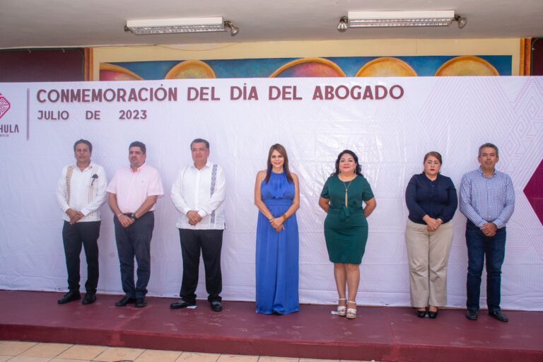 ROSY URBINA RECONOCE A LOS ABOGADOS POR SU COMPROMISO SOCIAL, LA JUSTICIA Y LA CULTURA DE LA LEGALIDAD