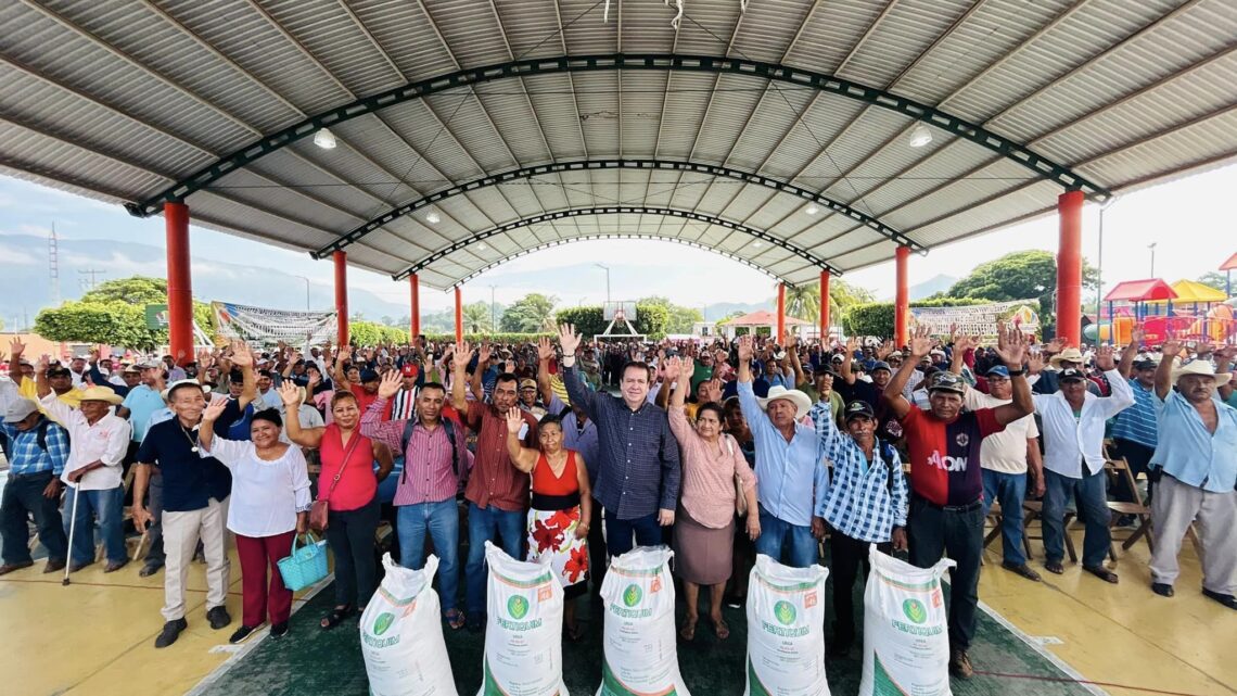 En Villaflores Mariano Rosales finaliza entrega de fertilizante urea para 15 mil productores agrícolas