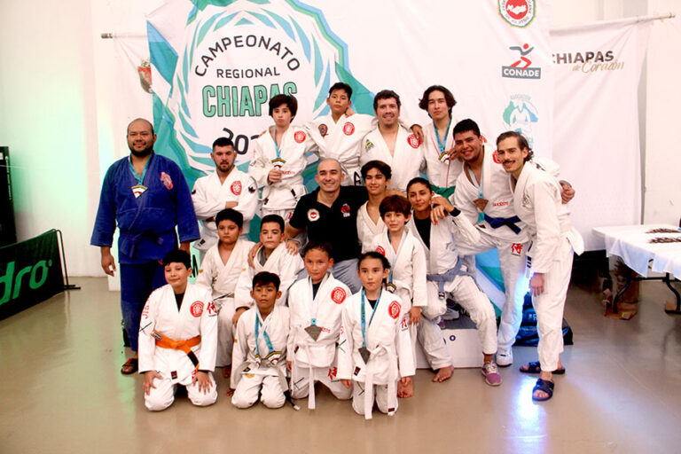 Artemarcialistas de “Top Brother Chiapas BJJ” con buenos resultados en el Regional del Sur de Jiu-Jitsu.