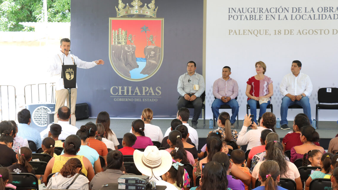 En Palenque, Rutilio Escandón inauguró el Sistema de Agua Potable de la localidad Gustavo Díaz Ordaz