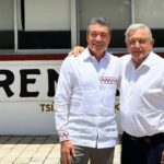 En Palenque, acompaña Rutilio Escandón al presidente AMLO a reunión de seguimiento del Tramo 1 del Tren Maya