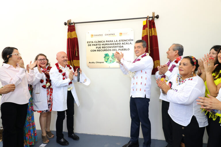 En Acala, Rutilio Escandón inaugura la Clínica para la Atención del Parto Humanizado número 12 en Chiapas