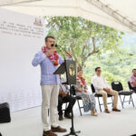 En Berriozábal, Rutilio Escandón inaugura la pavimentación de la entrada a la localidad Las Maravillas