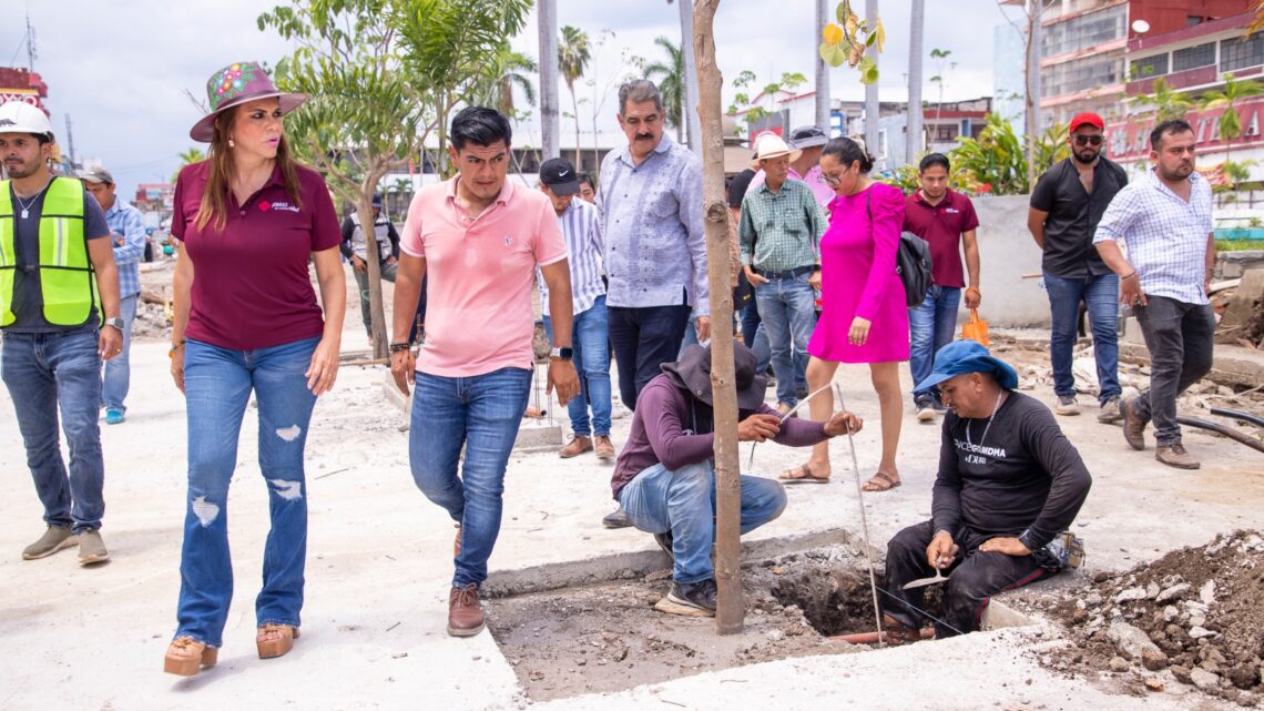 ROSY URBINA SUPERVISA AVANCE DEL PARQUE CENTRAL MIGUEL HIDALGO