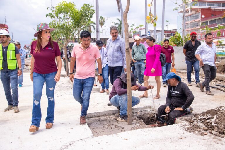 ROSY URBINA SUPERVISA AVANCE DEL PARQUE CENTRAL MIGUEL HIDALGO