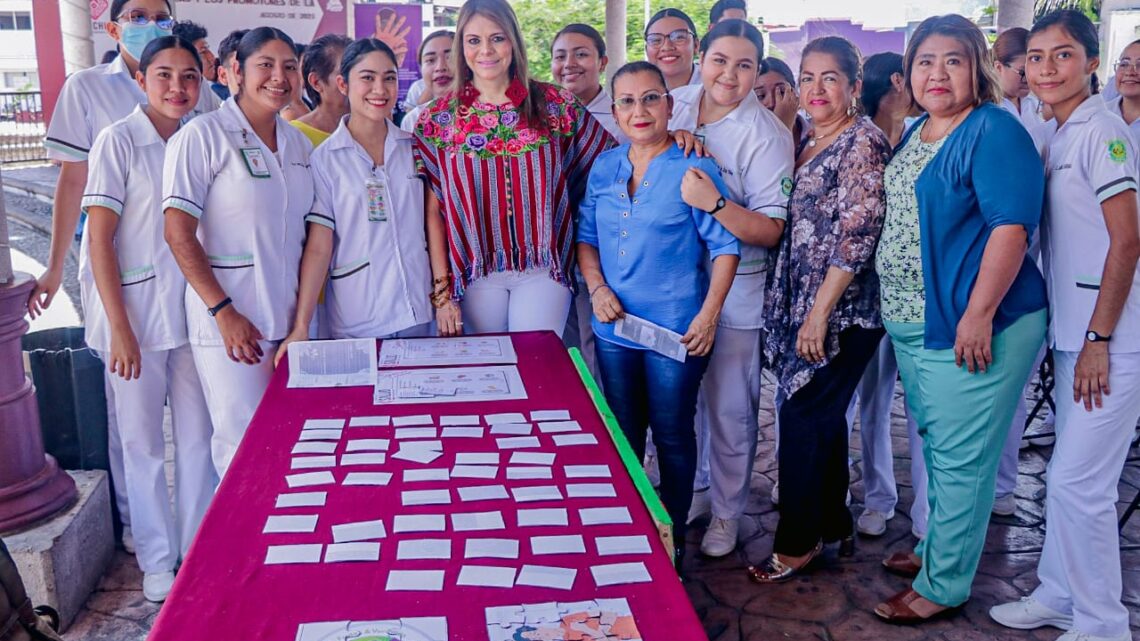 RECONOCE ROSY URBINA LABOR DE LOS PROMOTORES DE LA SALUD EN TAPACHULA