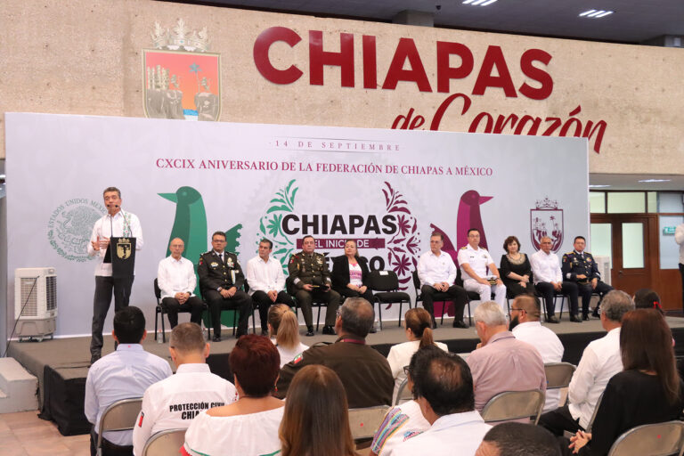 Chiapas camina orgulloso con los principios de igualdad e independencia de la patria mexicana: Rutilio Escandón