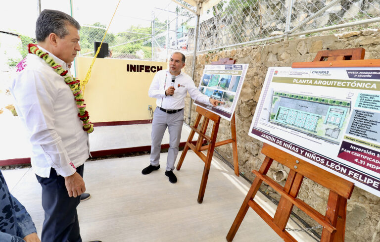 Inaugura Rutilio Escandón construcción del Jardín de Niñas y Niños “León Felipe”, en Chiapa de Corzo