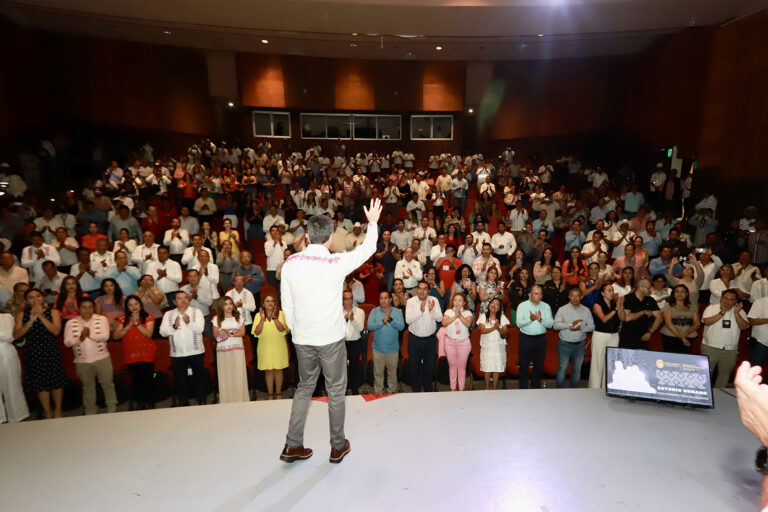 Rutilio Escandón asiste a presentación del Estudio Urbano con Perspectiva de Género