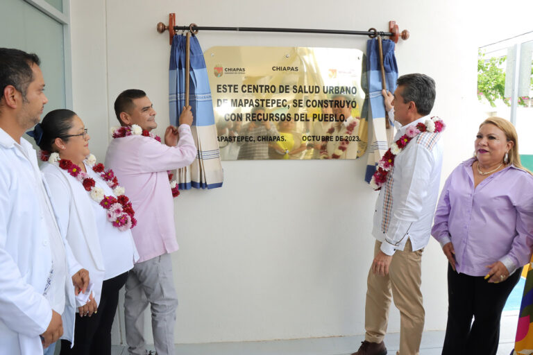 Inaugura Rutilio Escandón la reconversión del Centro de Salud Urbano Mapastepec