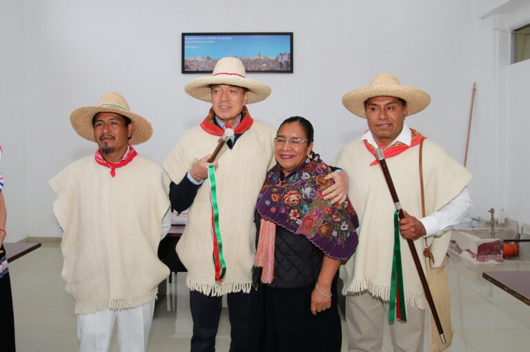 Rutilio Escandón entrega Premio Estatal “Mujeres Transformando Nuestra Tierra” y títulos agrarios