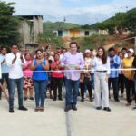 Mariano Rosales entrega calles pavimentadas en Nambiyuguá II