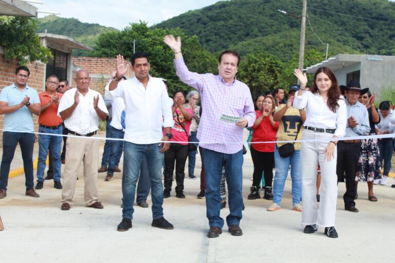 Mariano Rosales inauguró calles en Nambiyuguá