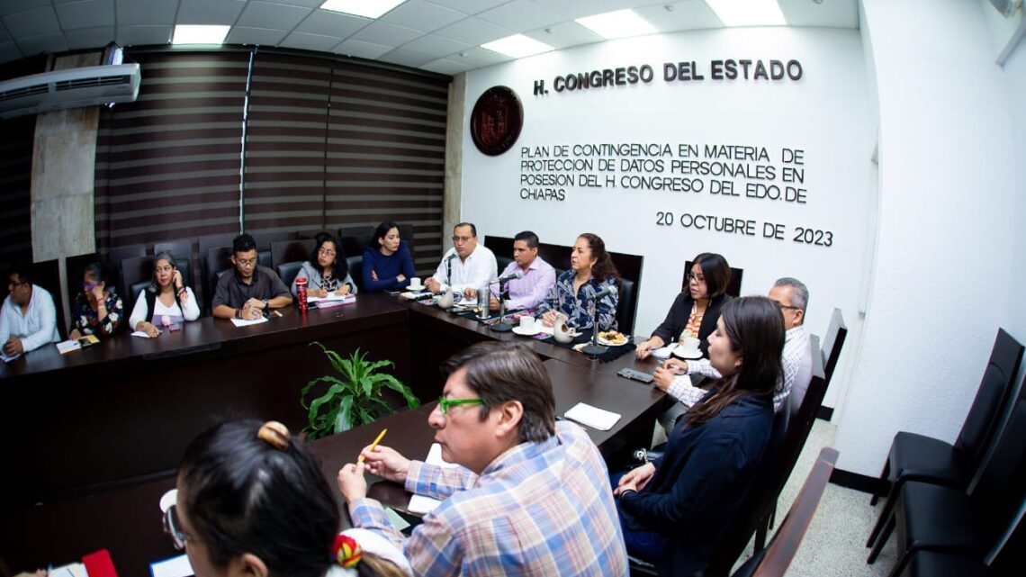 Diputada Karina del Río presenta curso de protección de datos personales en Congreso