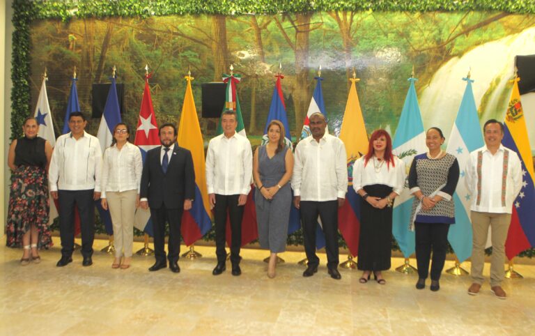 Rutilio Escandón da bienvenida a participantes de la Cumbre “Por una Vecindad Fraterna y con Bienestar”