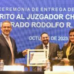 Entregan en la UNACH el premio “Mérito al Juzgador Chiapaneco” al Magistrado Rodolfo Ricardo Ríos Vázquez