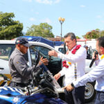 Entrega Rutilio Escandón equipamiento y patrullas a la policía municipal de Chiapa de Corzo