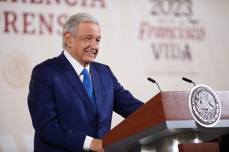Gobierno de México administra finanzas con responsabilidad: presidente; ingresos tributarios alcanzan los 4 billones de pesos en noviembre