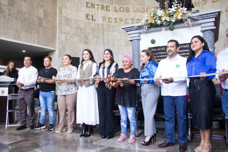 Inaugura Diputada Paola Villamonte“Expo Venta Navideña 2023” en Congreso del Estado