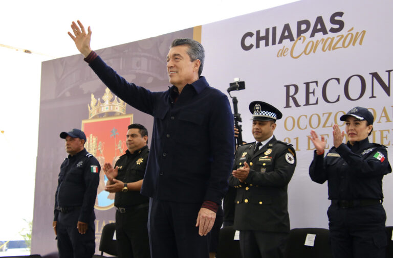 Reconoce Rutilio Escandón labor de policías para mantener la estabilidad y la armonía en Chiapas