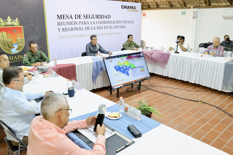 Rutilio Escandón reconoce a las y los voluntarios por ayudar de manera humanitaria al pueblo de Chiapas