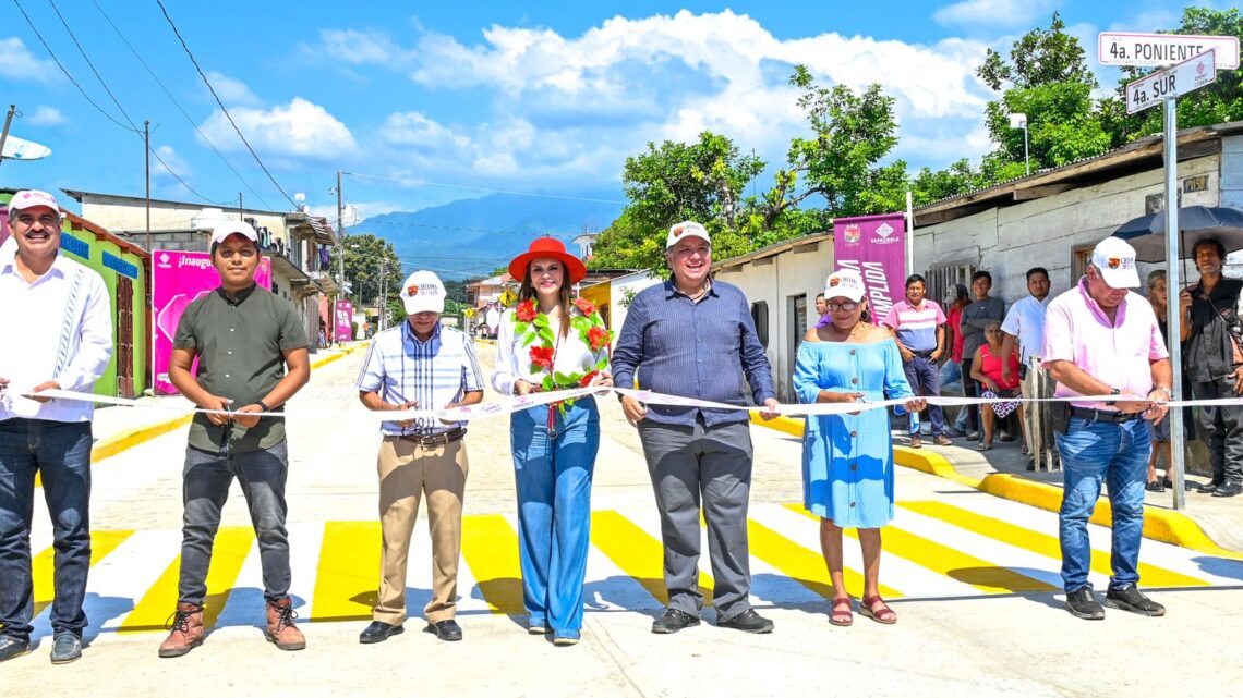 AYUNTAMIENTO DE TAPACHULA INAUGURA PAVIMENTACIÓN MIXTA DE CALLES EN EJIDO FELIPE CARRILLO PUERTO