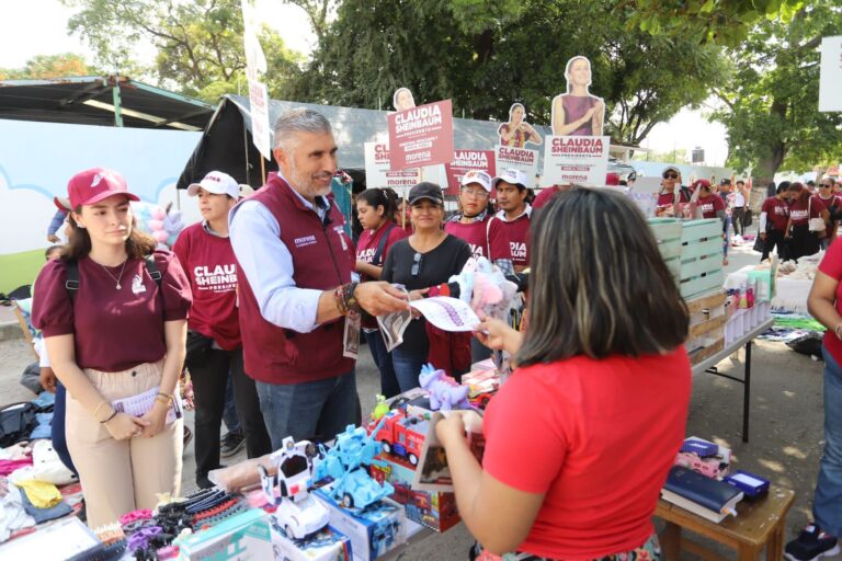 Ángel Torres realiza recorrido territorial en todo Tuxtla