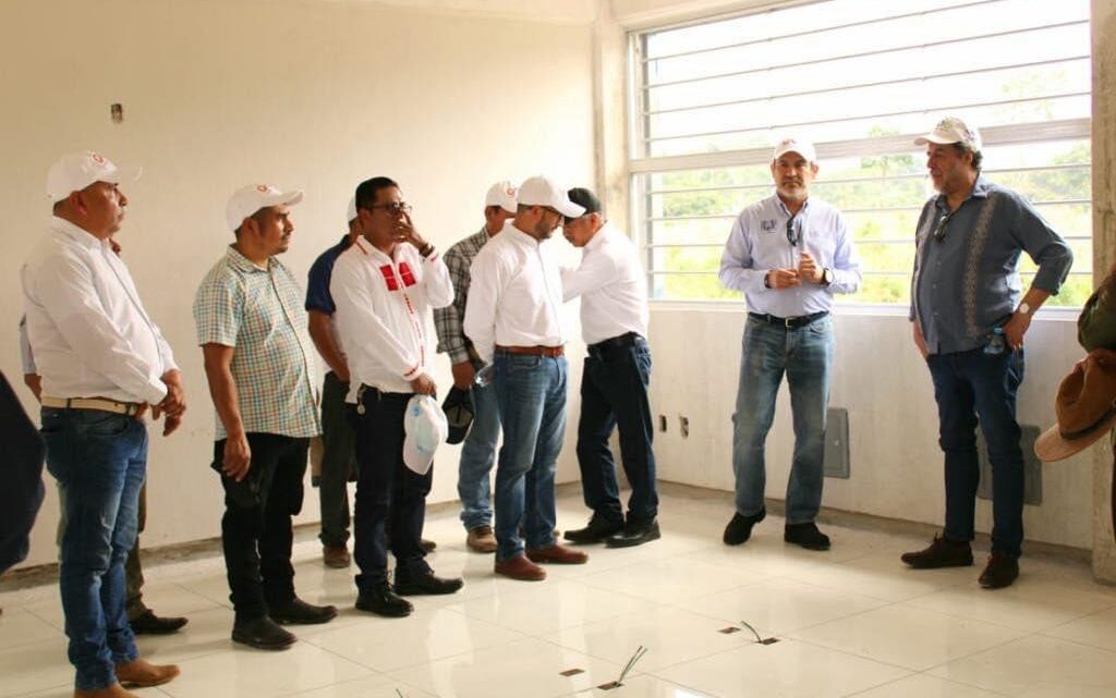 Supervisan avances de las obras en la nueva sede de la UNACH en Las Margaritas