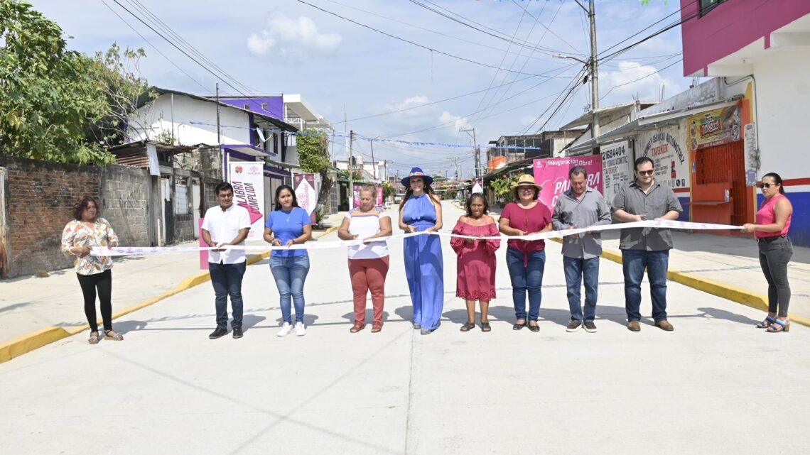 AYUNTAMIENTO INAUGURA OBRA EN COLONIA CARMEN Y MARAVILLAS DE TAPACHULA