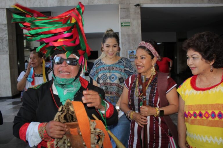 Realizan festival de San Juan Chamula en Congreso del Estado