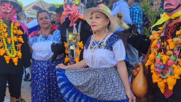 Diputada Leticia Albores fomenta las tradiciones y cultura de Las Rosas