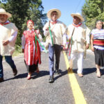 En Chanal, Rutilio Escandón inaugura construcción del camino Chanal-La Mendoza-Sakchibalte