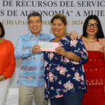 En Tapachula, beneficia Rutilio Escandón a mujeres con microcréditos “Semillas de Autonomía”