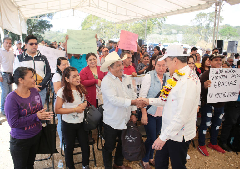 En San Fernando, inaugura Rutilio Escandón construcción del camino San Fernando-Colonia Cuauhtémoc