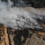 CONTINÚA ATENCIÓN A INCENDIO DE BASURERO MUNICIPAL