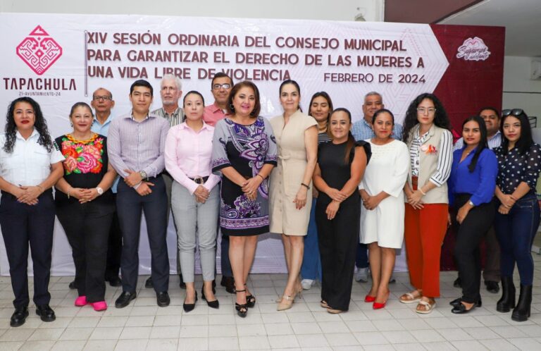 AYUNTAMIENTO REALIZA SESIÓN PARA GARANTIZAR UNA VIDA LIBRE DE VIOLENCIA PARA LAS MUJERES