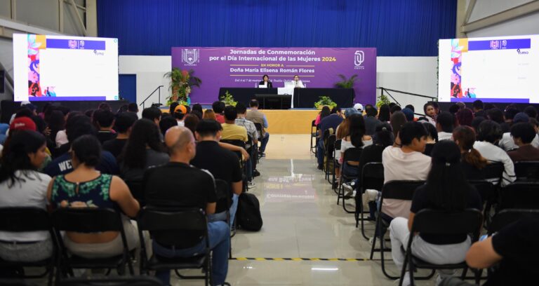 Imparten en la UNACH la conferencia “Los derechos de las mujeres también son humanos”