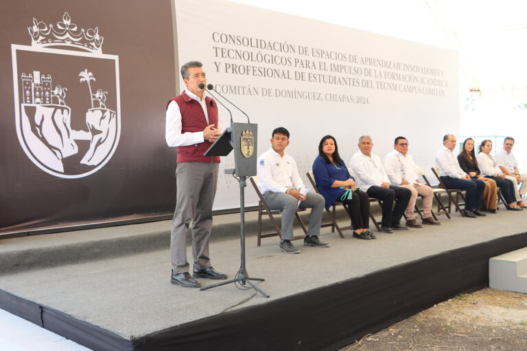 Consolidan espacios de aprendizaje y herramientas de alta tecnología en el TecNM, Campus Comitán