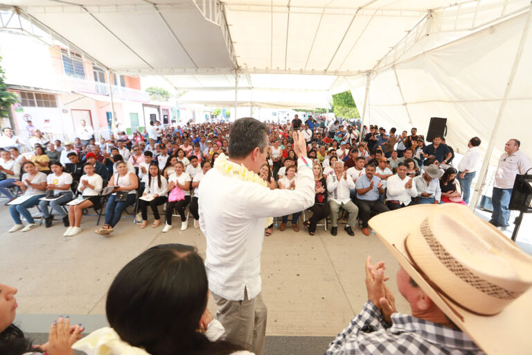 En el municipio de El Parral, convoyes de la saludfortalecen la atención médica de la población