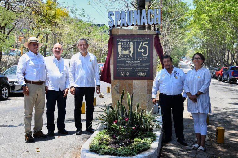 Celebran el 45 aniversario del Sindicato del Personal Académico de la UNACH